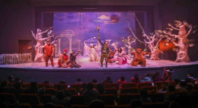 Vanda 5 ayda 139 bin çocuk sanat etkinlikleriyle buluştu