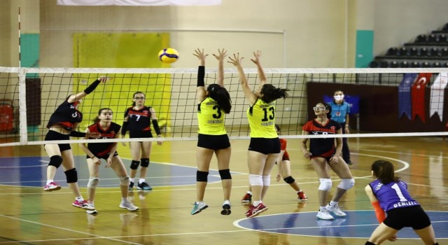 Voleybolda grup heyecanı Denizlide yaşanacak