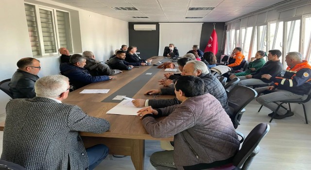 Yeni yılın ilk muhtarlar toplantısı Kuşadasında yapıldı