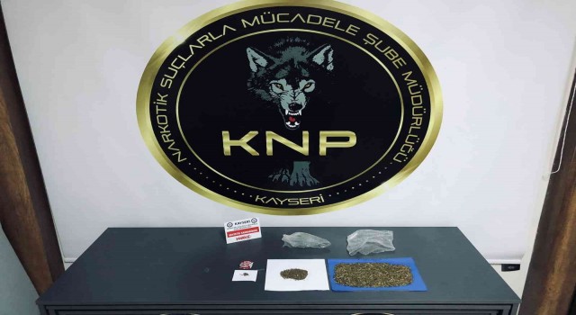 Zehir taciri narkotik polisinden kaçamadı