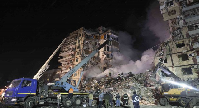 Zelenskiynin danışman Dnipro saldırısı hakkındaki açıklamaları nedeniyle istifa etti