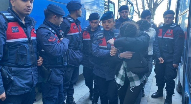 Zonguldakta 24 sanıklı cinsel istismar davasında 2 tahliye