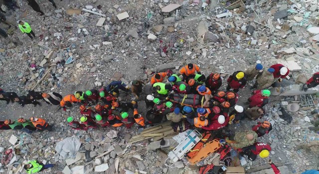 107. saatte sevincin adresi Arzu Apartmanı