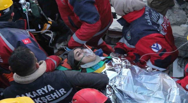 16 yaşındaki Hedilin ilk sözü ‘iyiyim oldu, 134 saat sonra kurtarıldı