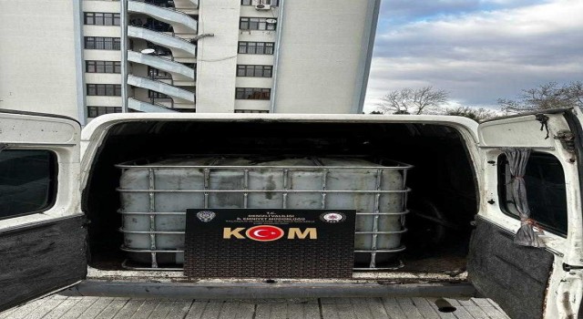 2 bin litre kaçak akaryakıtla yakalandılar