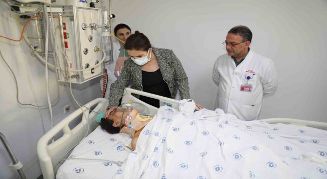 222 saat sonra kurtarılan Melike, Adanada sağlığına kavuşuyor