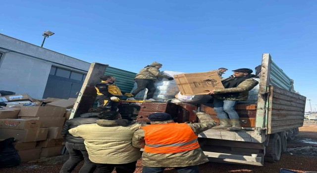 3 ve 4üncü tırda deprem bölgesine doğru harekete geçti