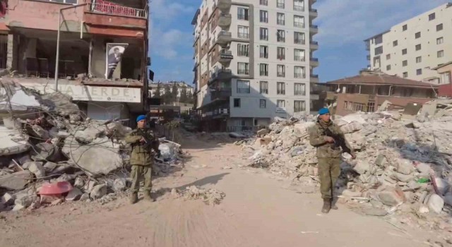 4üncü Komando Tugayı Hatayda asayişi sağlıyor