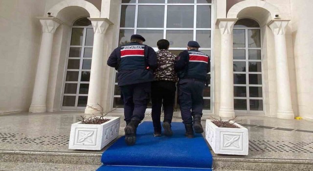 7 yıl hapis cezası ile aranıyordu yakalandı