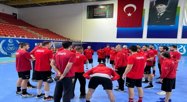 A Milli Erkek Hentbol Takımında Lüksemburg maçı hazırlıkları başladı