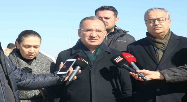 Adalet Bakanı Bekir Bozdağ: “Diyarbakırda vefat sayısı 344”