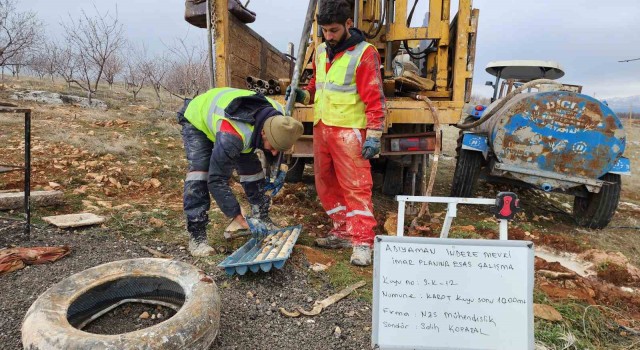 Adıyamanda konut yapılması planlanan alanda ön etüt çalışması yapılıyor