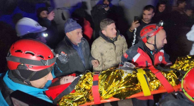 Adıyamanda sevindiren haber: Küçük Buse 47 saat sonra kurtarıldı