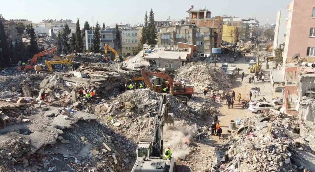 Adıyamandaki enkazların dron görüntüsü