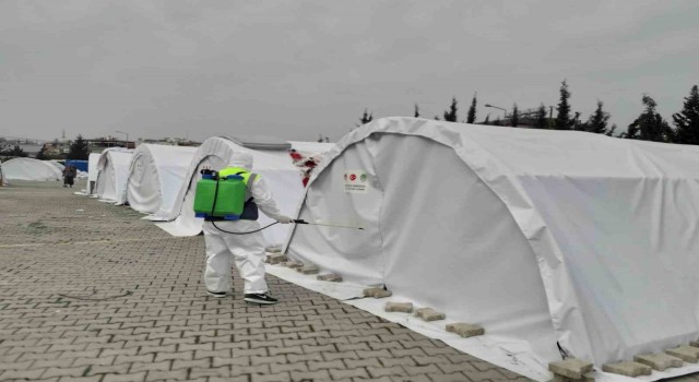 Afet bölgesinde hastalık yayılımının önüne geçmek için çalışıyorlar