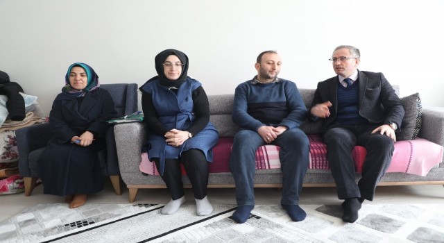 Ağrıda depremzede öğrencilere özel ders verilecek