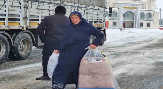 AK Parti Ardahan İl Başkanlığından yardım seferberliği