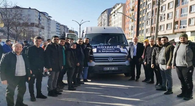 AK Parti Kütahya İl Gençlik Kolları Başkanlığı, deprem bölgesine yeni ekip gönderdi