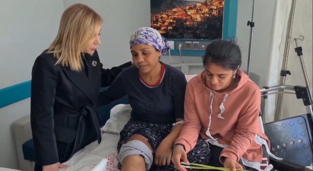 AK Parti Muğla Milletvekili Gökcan, Muğlada tedavi gören depremzedeler ile bir araya geldi