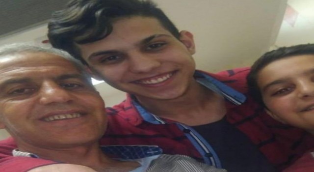 Almanyadan izne geldi, araba almak için gittiği Hatayda babasıyla enkaz altında kalarak hayatını kaybetti