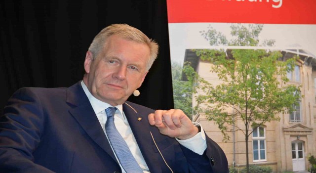 Almanyanın eski Cumhurbaşkanı Wulff: “Bu yaşıma kadar gördüğüm en korkunç depremdi”