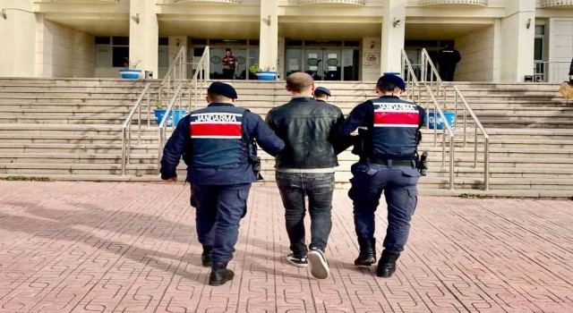 Araması olan ve yakalanan 49 kişiden 27si tutuklandı