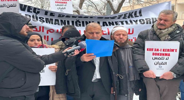 Arap Topluluğu Birliğinden İsveç Büyükelçiliği önünde protesto