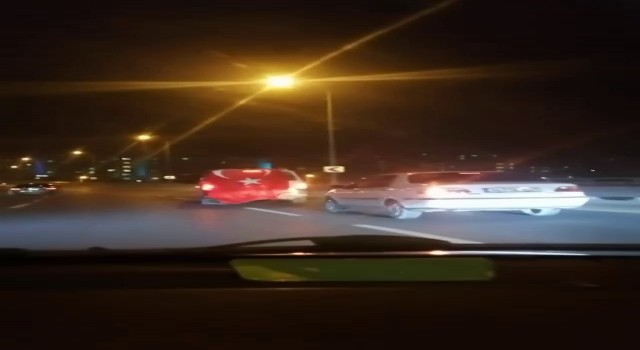 Asker konvoyunda tehlikeli hareketler sergileyen sürücüler kamerada