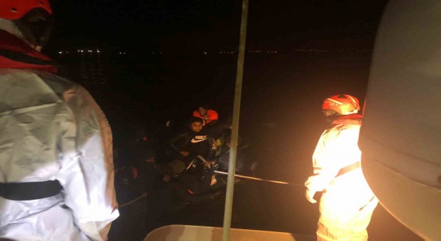 Aydında 63 düzensiz göçmen kurtarıldı