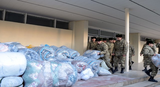 Azerbaycan Savunma Bakanlığından Türkiyeye yardım