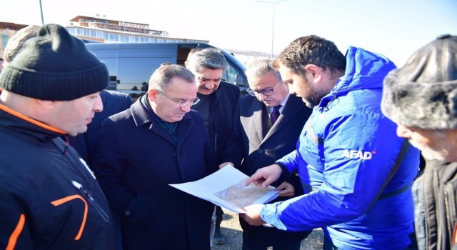 Bakan Bozdağ: “675 kişilik konteyner kent kurulmaya başlandı”