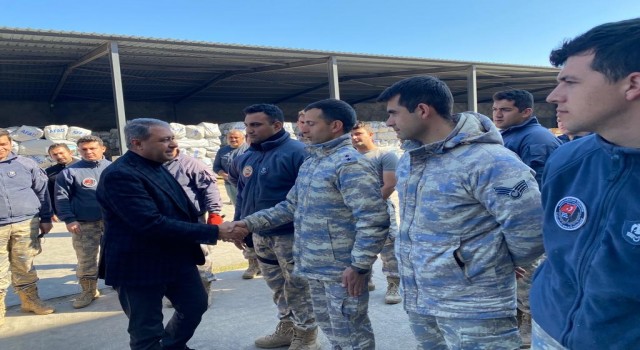 Balıkesir deprem bölgesinde yaraları sarıyor