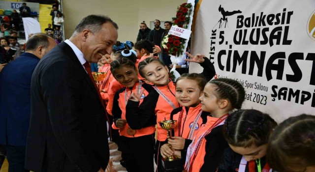 Balıkesirde artistik cimnastik şampiyonası sona erdi