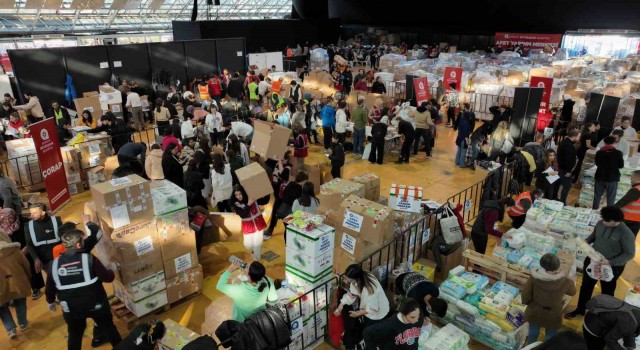 Başkan Böcek, deprem bölgesi için acil ihtiyaç listesini açıkladı