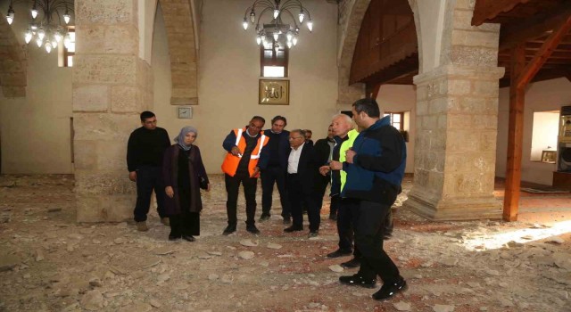 Başkan Büyükkılıç, Konteyner Kentte depremzedelerle bir araya geldi