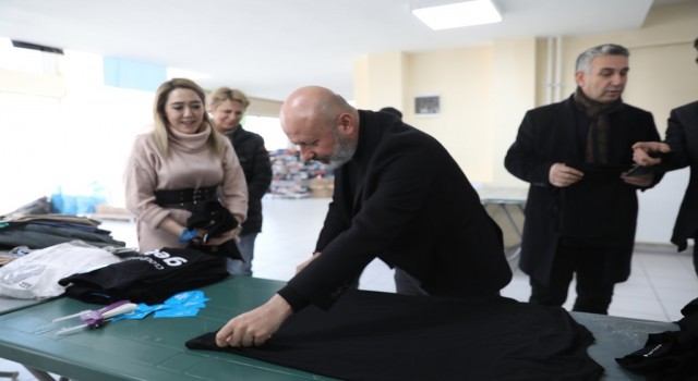Başkan Çolakbayrakdar: “Birlik ve beraberlik içinde bu zor günleri aşacağız”