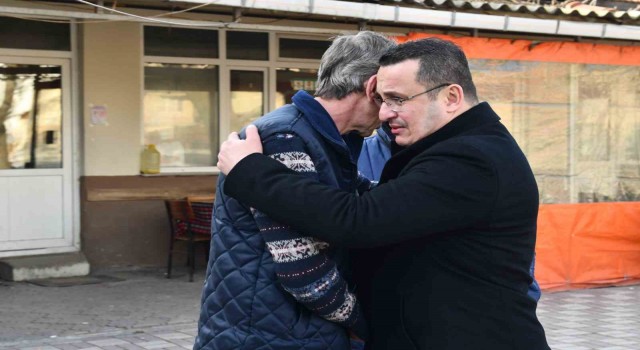 Başkan Kanardan Kara ailesine taziye ziyareti