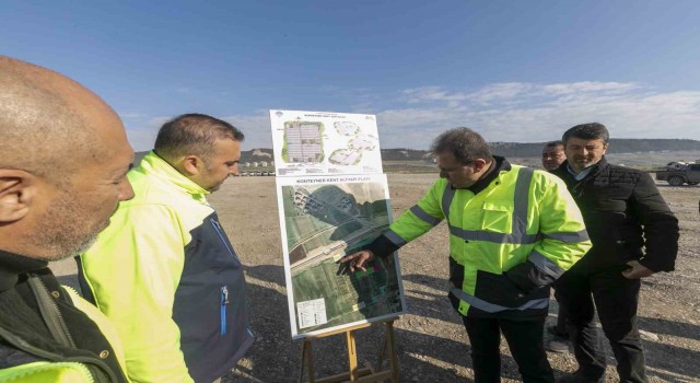 Başkan Seçer, Adıyamanda devam eden konteyner kent çalışmalarını inceledi