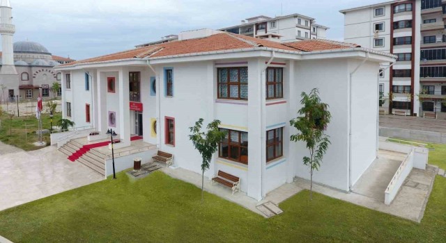 Başkan Üçok açıkladı: Minik Kalpler kreşinin kapısı depremzede ailelerin çocuklarına ücretsiz