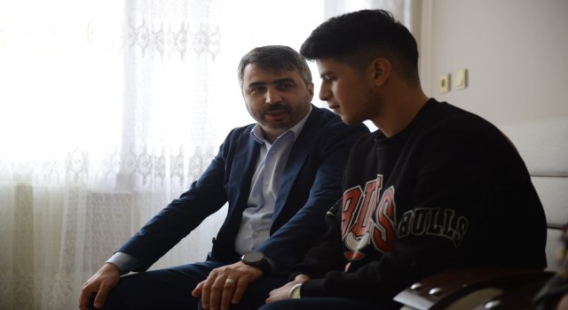 Başkan Yılmazdan depremzedelere ziyaret