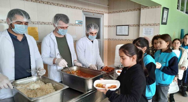 Bayburtta okul öncesi öğrencilerin tamamına ücretsiz yemek desteği
