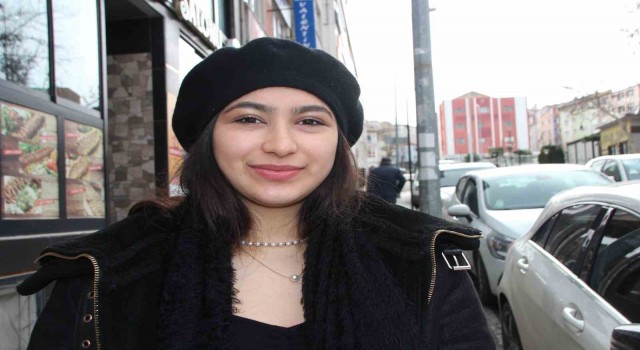 Bilecikin ‘Daenerys Targaryenine halktan tam destek
