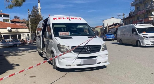 Bindiği minibüste öldü