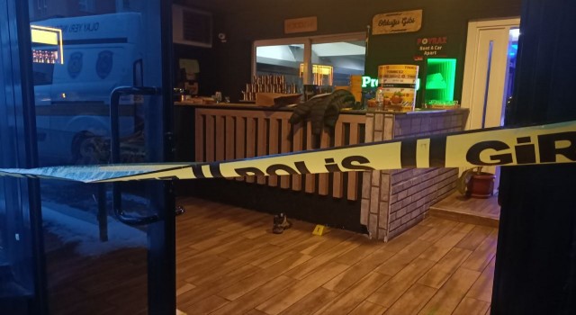 Boluda eğlence mekanında silahlı kavga: 5 yaralı