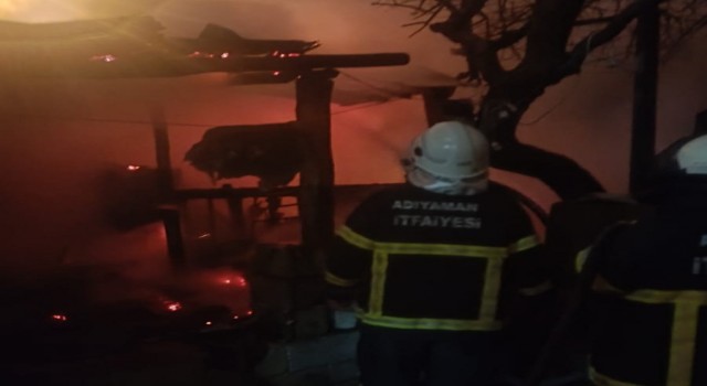 Boş evde yangın çıktı