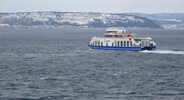 Bozcaada ve Gökçeadaya yarınki bazı feribot seferleri iptal edildi