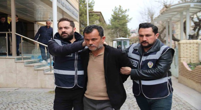Bursada 2 kardeşin ve polis memurunun ölümüyle ilgili aranan şüpheli Eskişehirde yakalandı