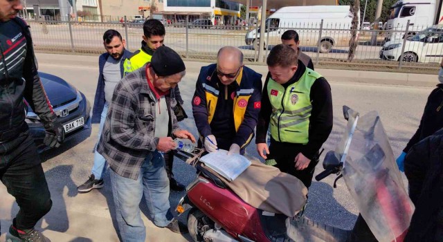 Bursada bisikletten düşen alkollü sürücü polise zor anlar yaşattı