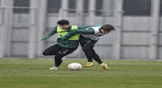 Bursasporda Çorum FK maçı hazırlıkları devam ediyor
