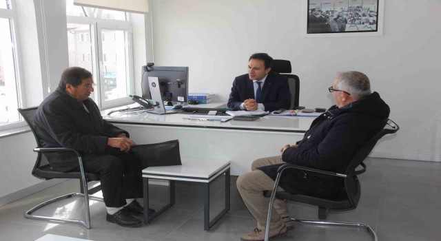Bütün köy tek yürek olup ceplerinde ne varsa verdiler